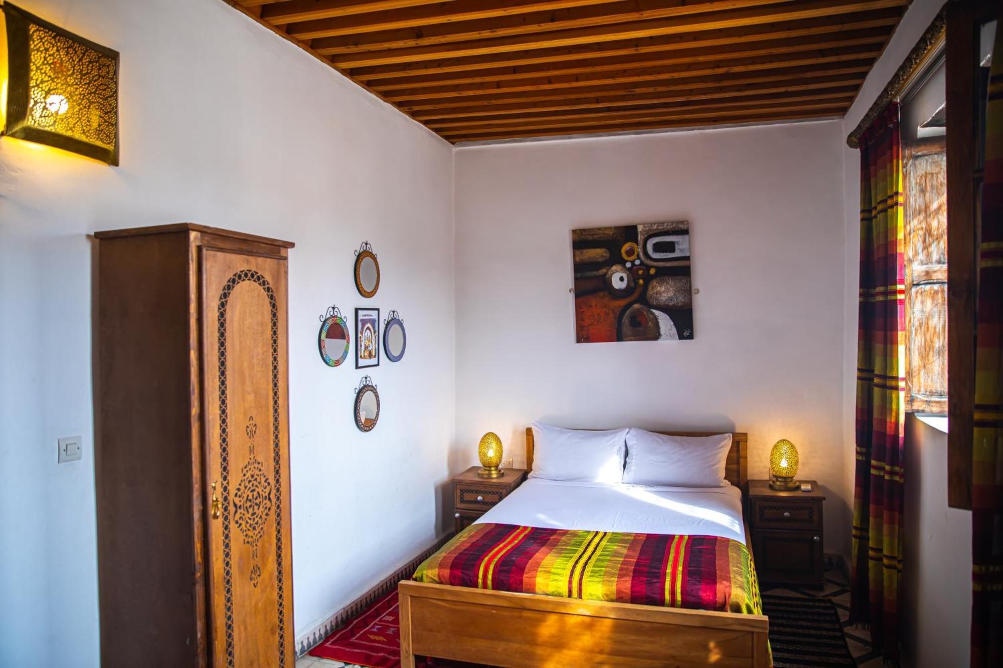 Hotel Dar Fez Arinas Esterno foto