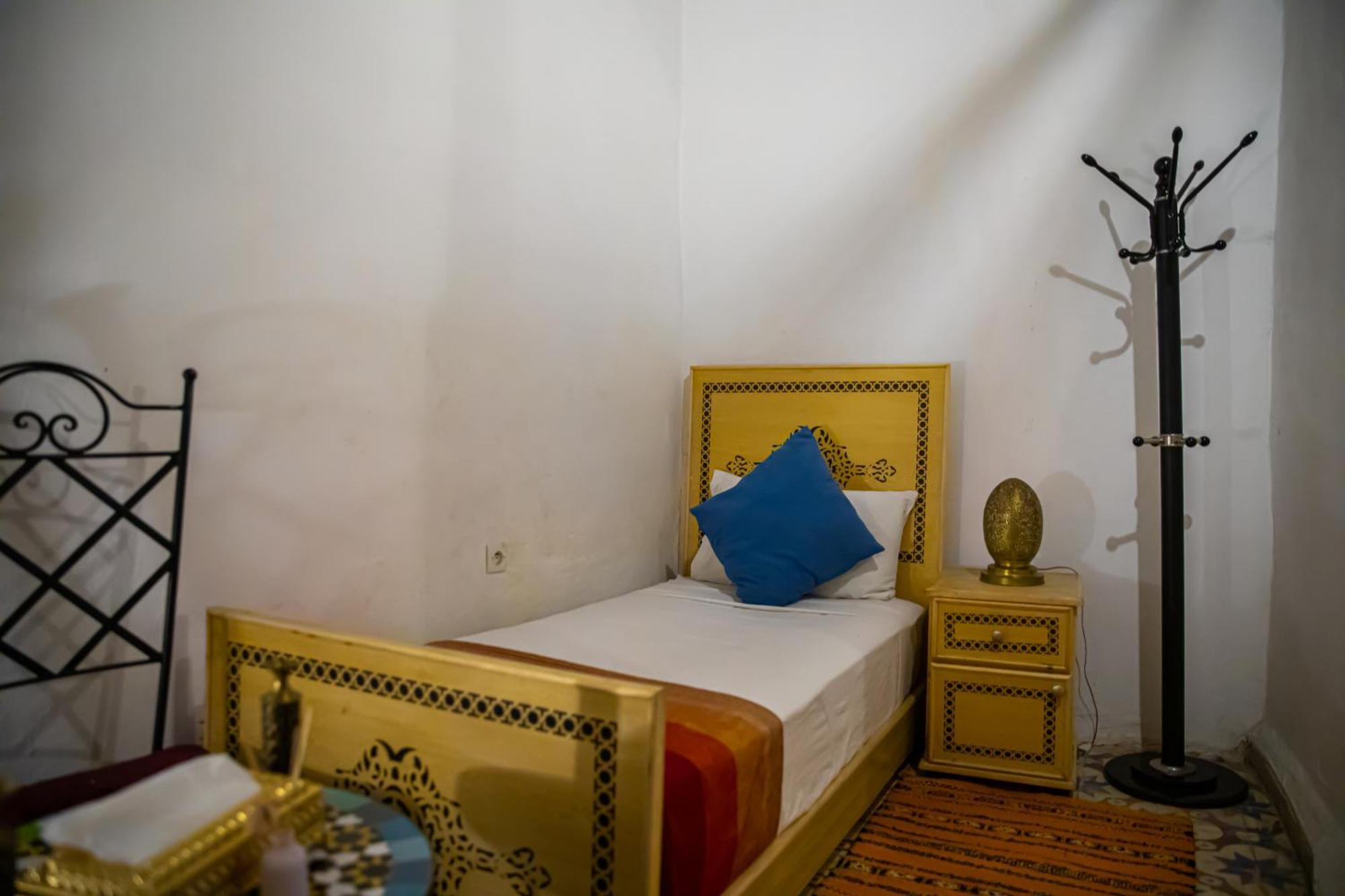 Hotel Dar Fez Arinas Esterno foto