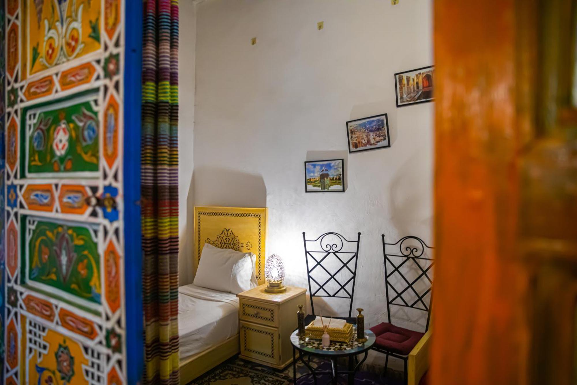 Hotel Dar Fez Arinas Esterno foto
