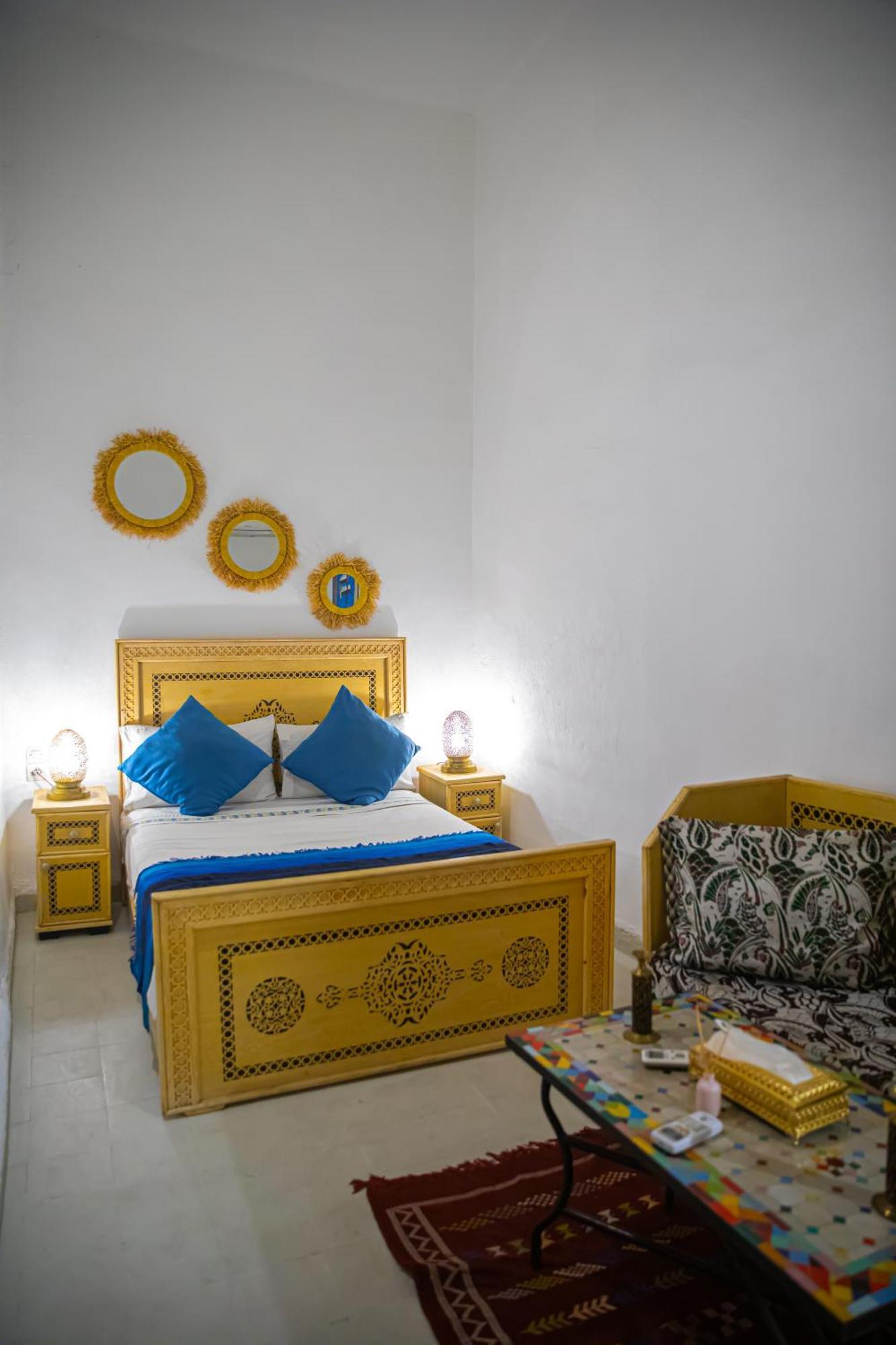 Hotel Dar Fez Arinas Esterno foto
